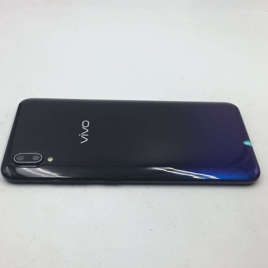 vivo【y93】全网通 黑色 3g/64g 国行 9成新