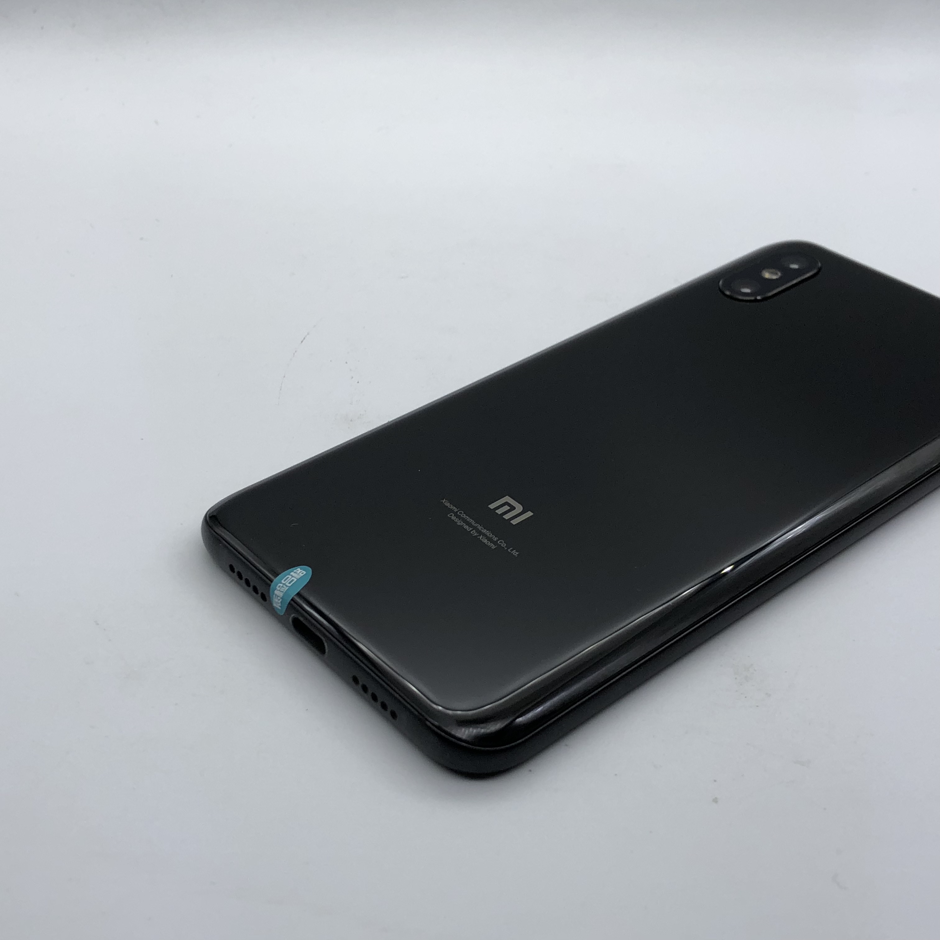 小米【小米8屏幕指纹版】全网通 黑色 6g/128g 国行 9成新