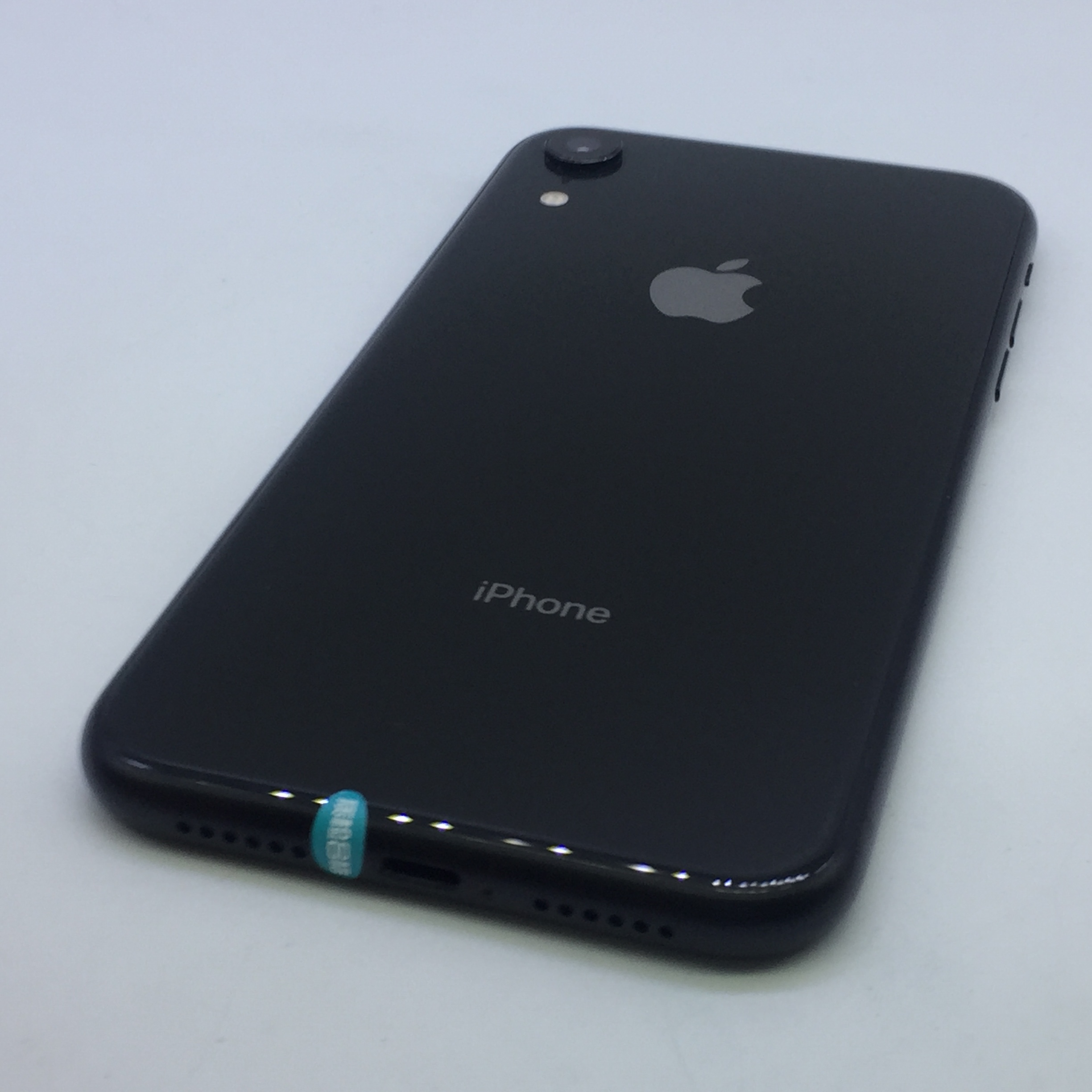 苹果【iphone xr】全网通 黑色 64g 国行 7成新
