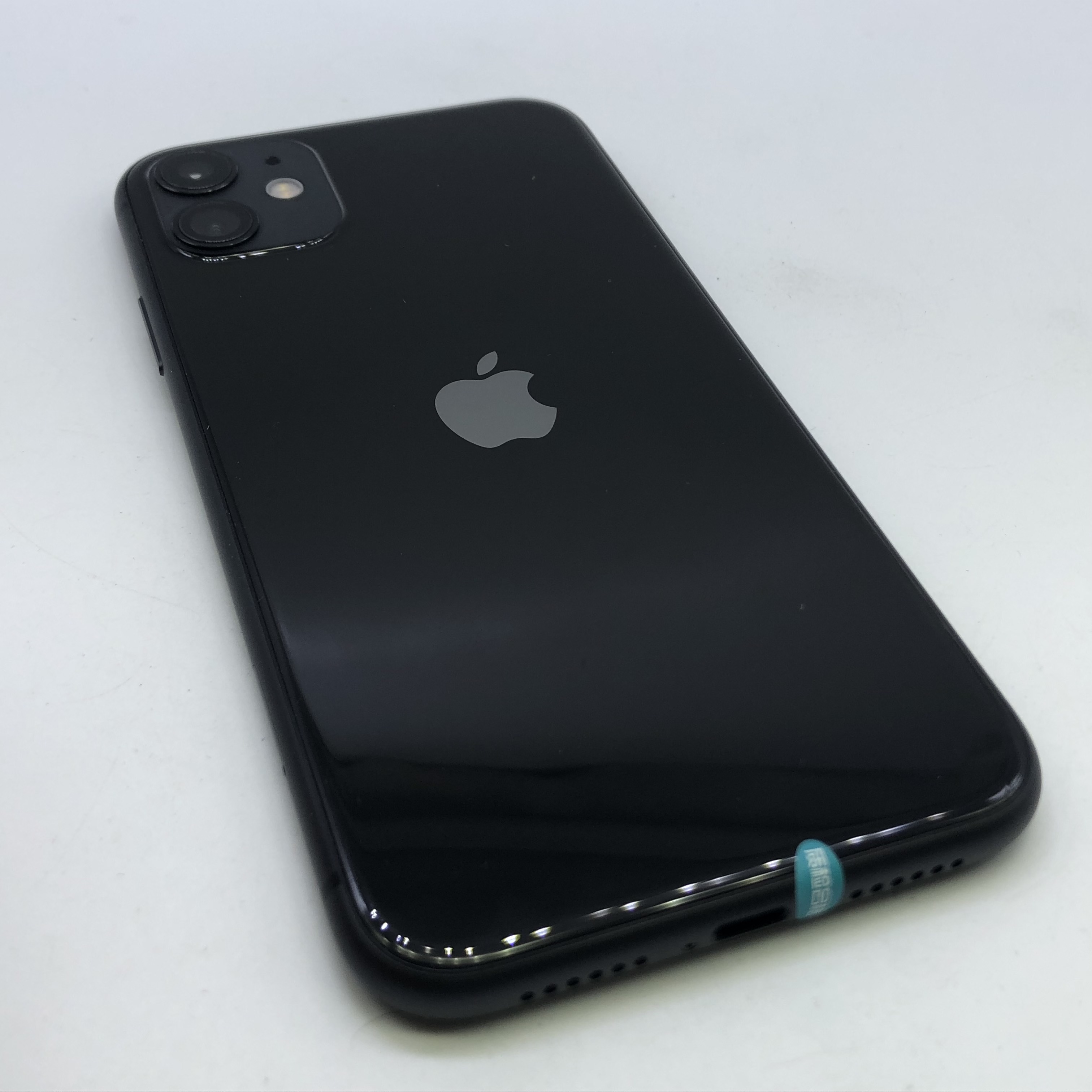 苹果【iphone 11】全网通 黑色 64g 国行 99成新