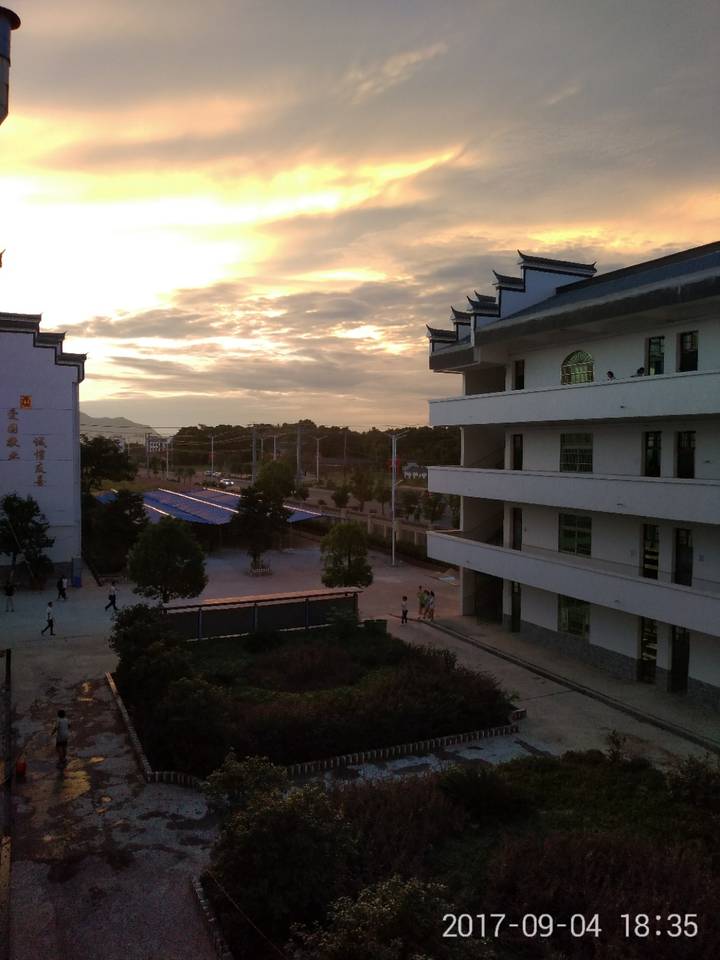 请教,360n5s照片时间水印怎么去除