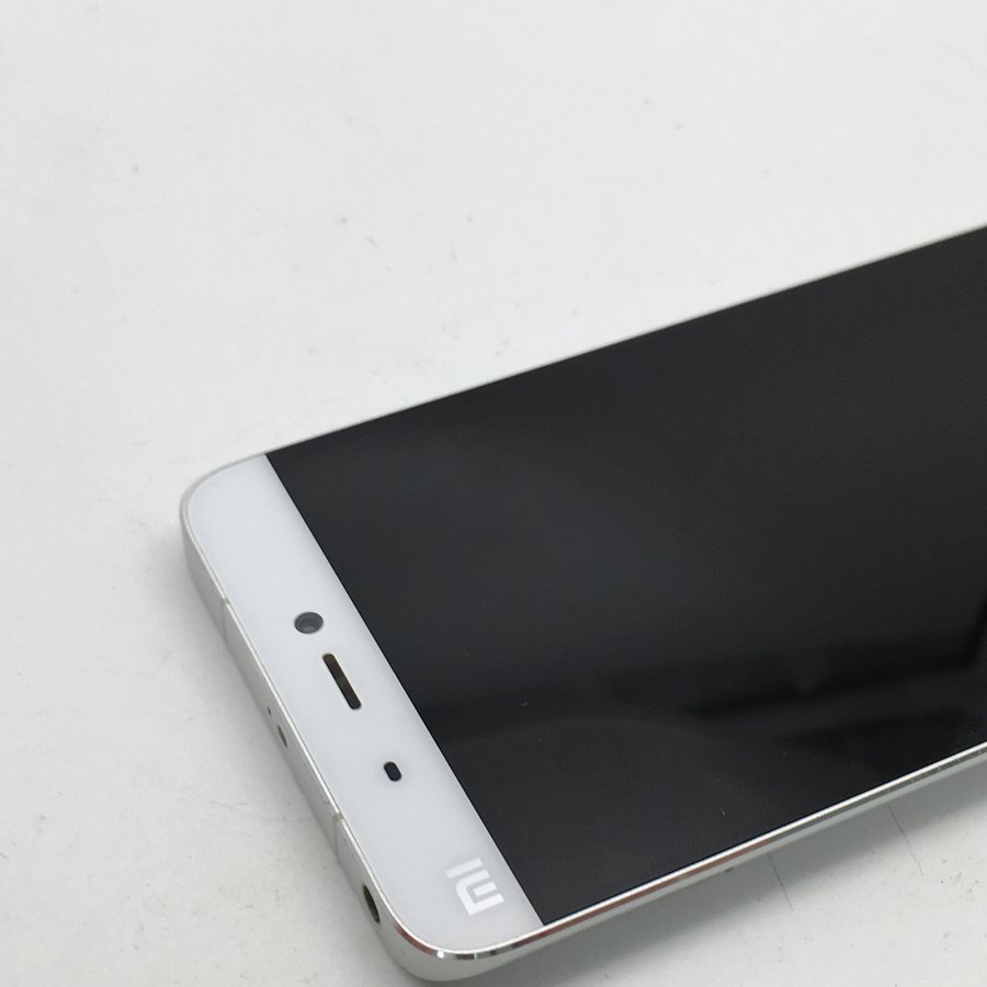 小米【小米5】全网通 白色 64g 国行 9成新