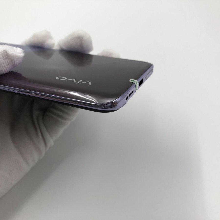 vivoy73s5g全网通银月8g128g国行95新真机实拍原包装盒配件