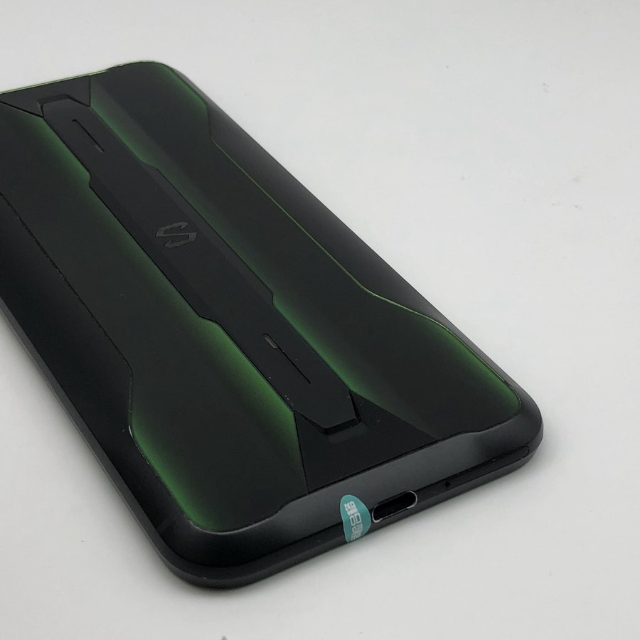 小米【黑鲨游戏手机2 pro】全网通 黑色 8g/128g 国行 8成新