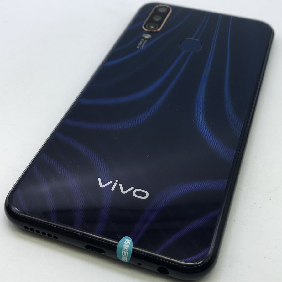 vivo【y3】全网通 蓝色 4g/64g 国行 99成新