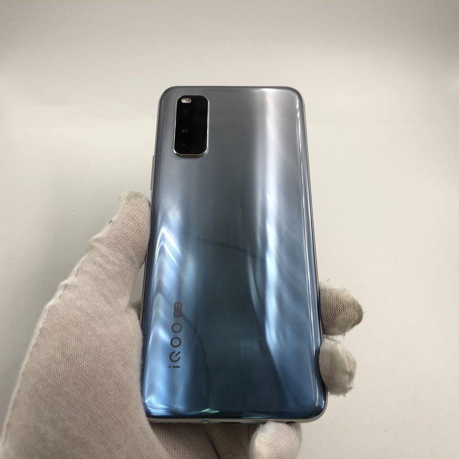 vivo【iqoo z1 5g】5g全网通 星河银 8g/256g 国行 95新