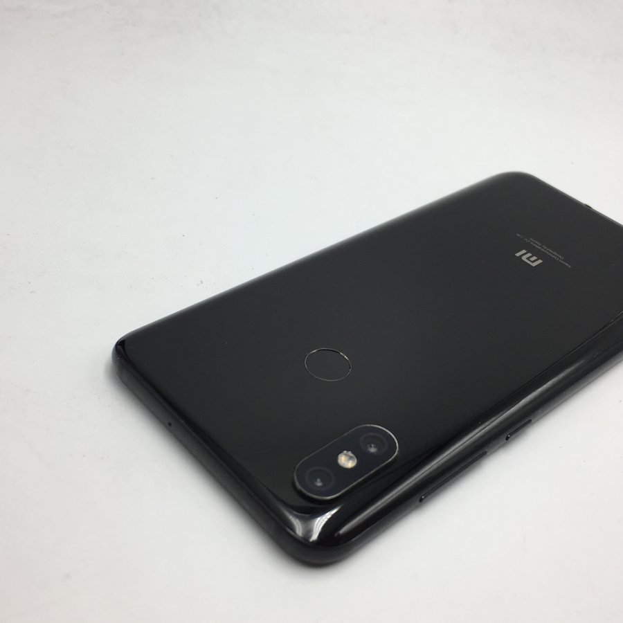 小米【小米8】全网通 黑色 6g/128g 国行 8成新