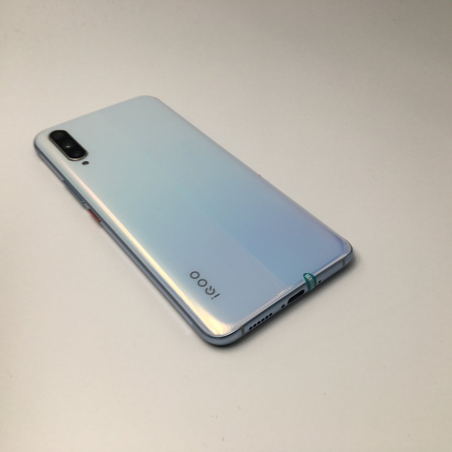 vivo【vivo iqoo】全网通 白色 8g/256g 国行 95成新