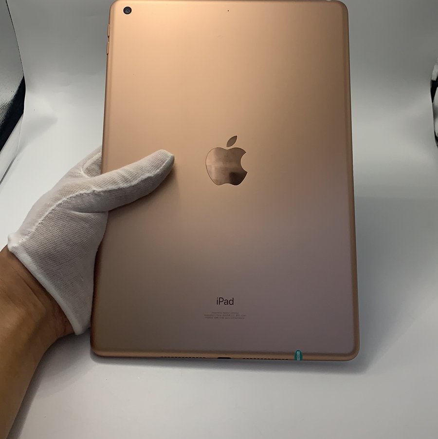 苹果【ipad 2019款10.2英寸】wifi版 金色 32g 国行 95新
