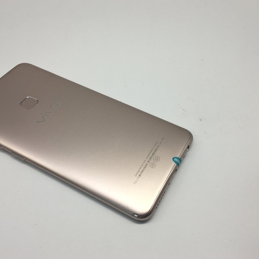 vivo【y75】全网通 金色 32g 国行 9成新