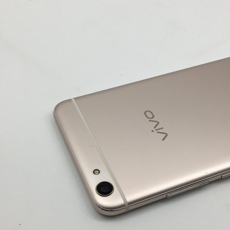 vivo【x7 plus】全网通 金色 64g 国行 9成新
