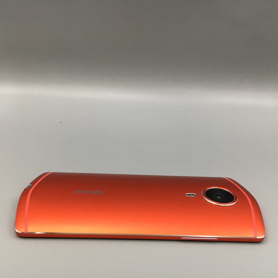 美图秀秀【t8】全网通 橙色 128g 国行 8成新