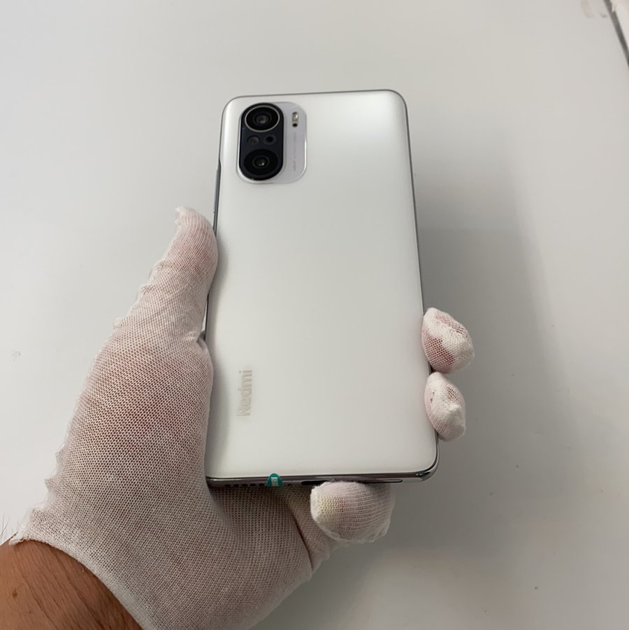 小米【redmi k40 5g】5g全网通 晴雪 8g/128g 国行 95新