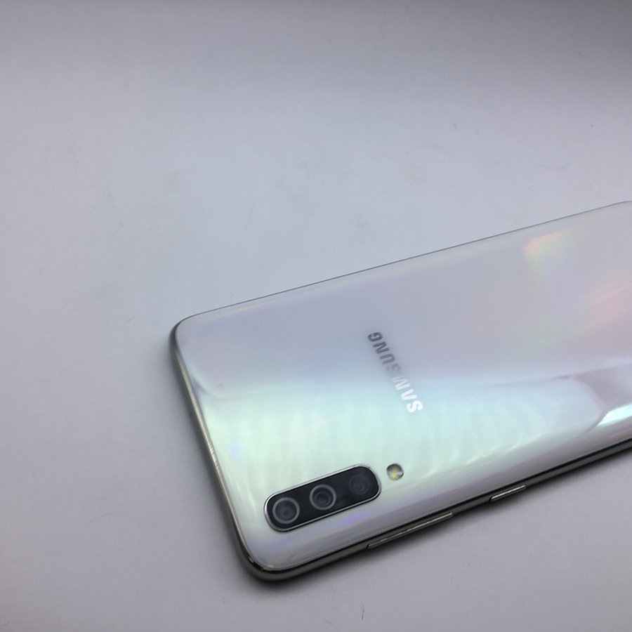 三星【galaxy a70】全网通 白色 6g/128g 国行 9成新