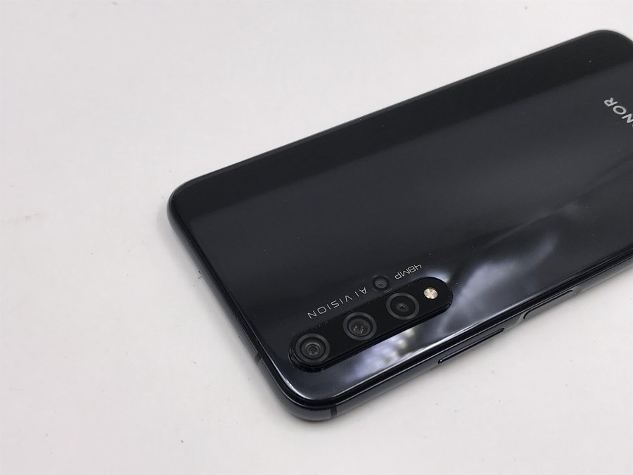 荣耀【荣耀 20】全网通 黑色 8g/128g 国行 9成新 - 专业质检 180天