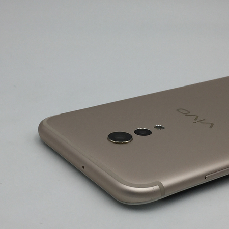 vivo【xplay 6】全网通 金色 64g 国行 8成新 6g/64g 真机实拍