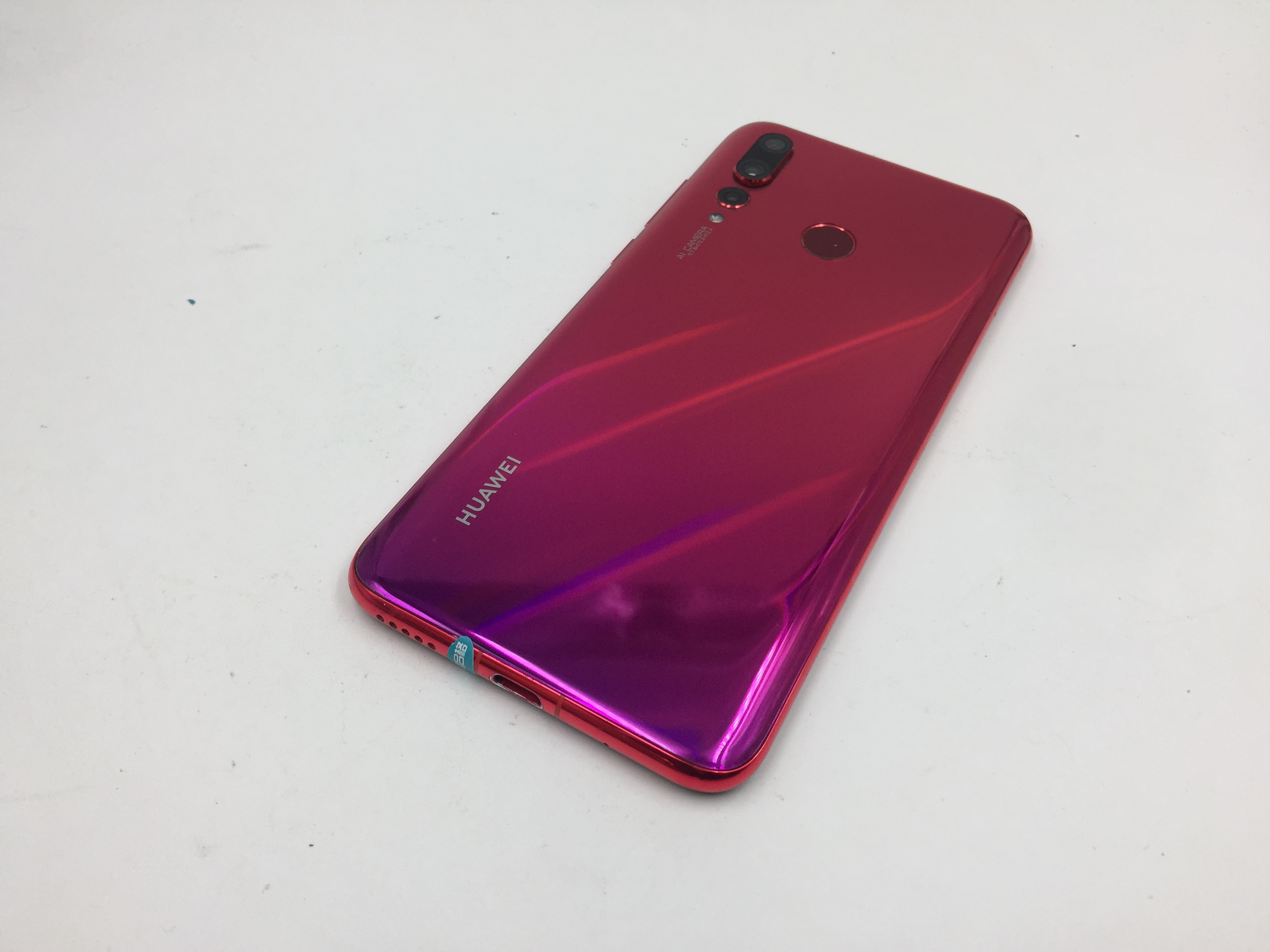 官方质检8成新及以下 全网通 国行 红色 6g/128g 华为 nova4