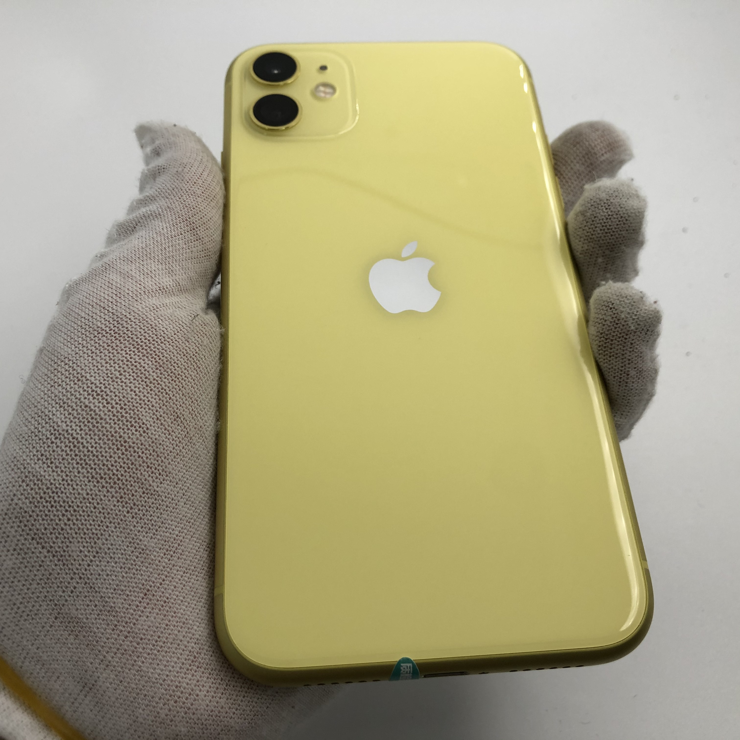苹果【iphone 11】全网通 黄色 64g 国行 99新
