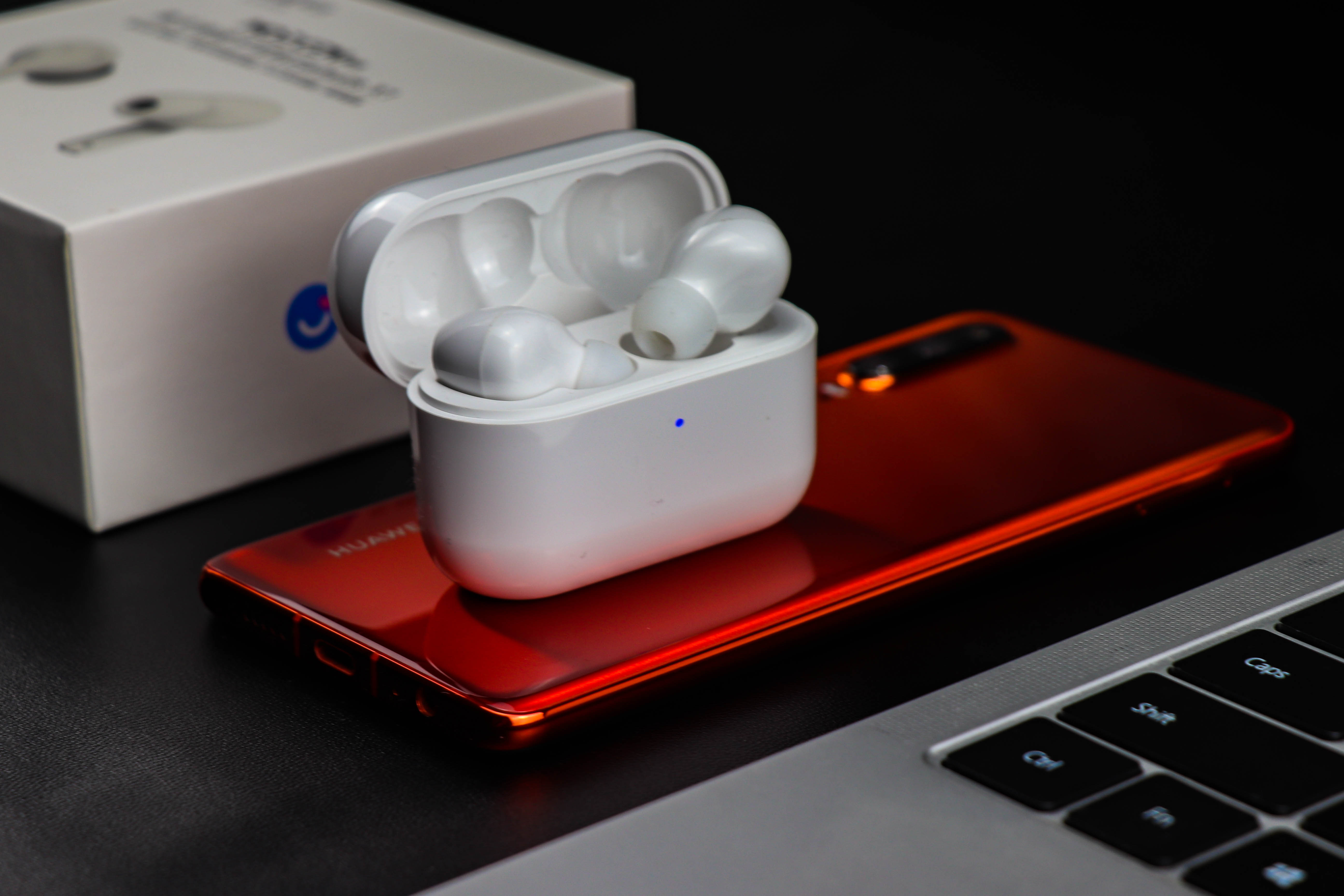 日常使用还不错,老花粉体验荣耀亲选earbudsx1耳机