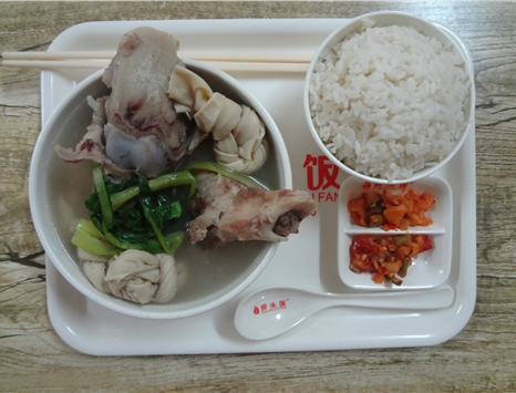 69 综合版区 69 粉丝杂谈成份:筒骨,鹌鹑蛋,小青菜,骨头汤配送