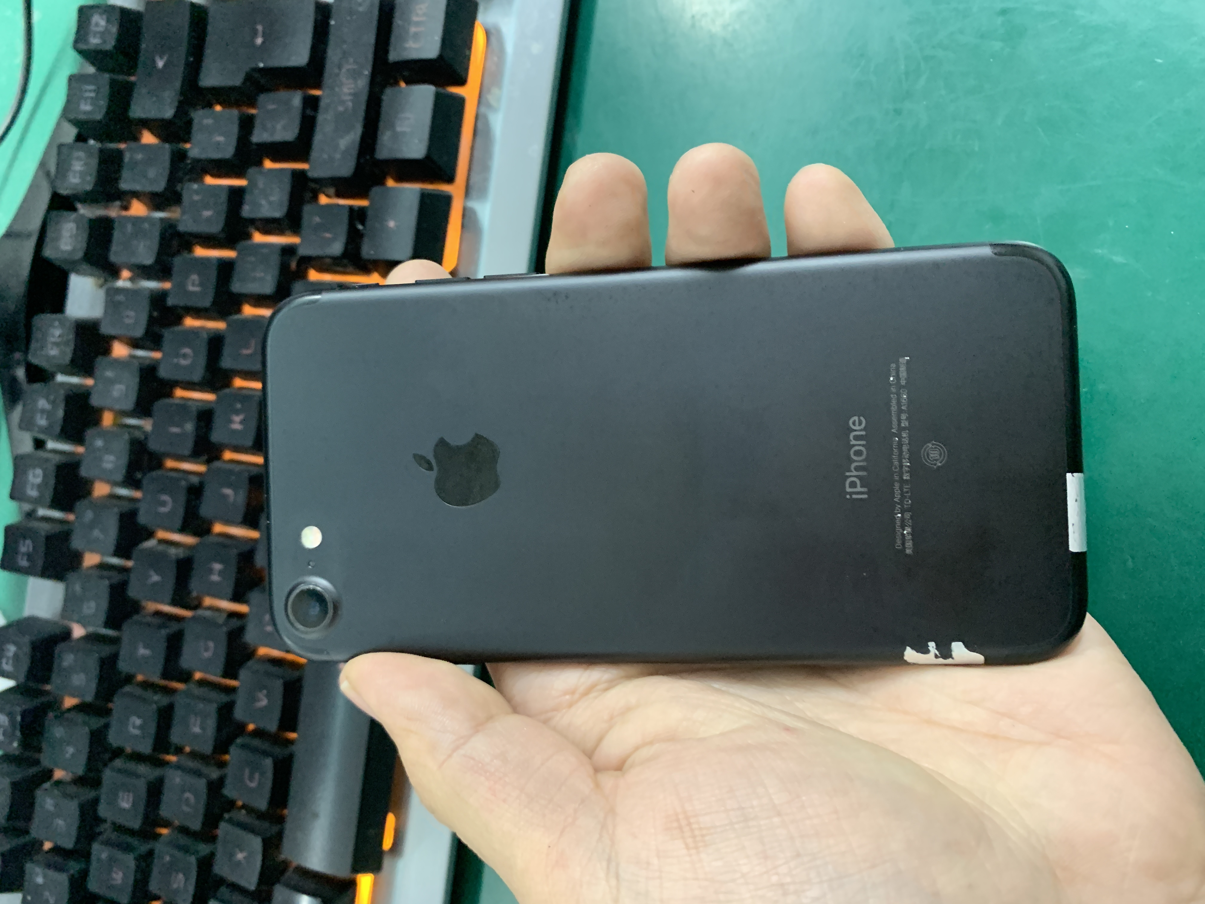 苹果【iPhone 7】4G全网通 黑色 128G 国行 8成新 