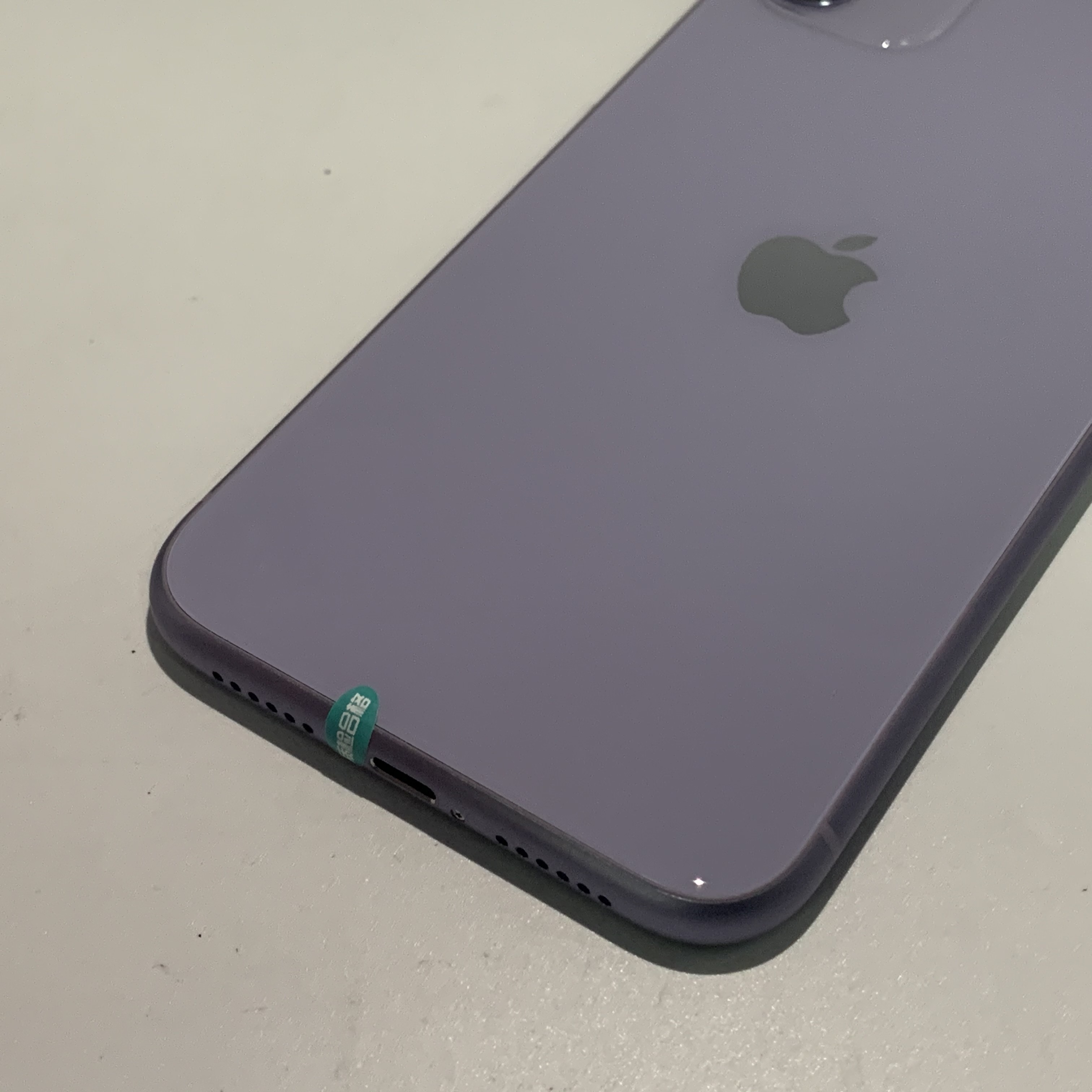 苹果【iphone 11】全网通 紫色 64g 国行 99成新