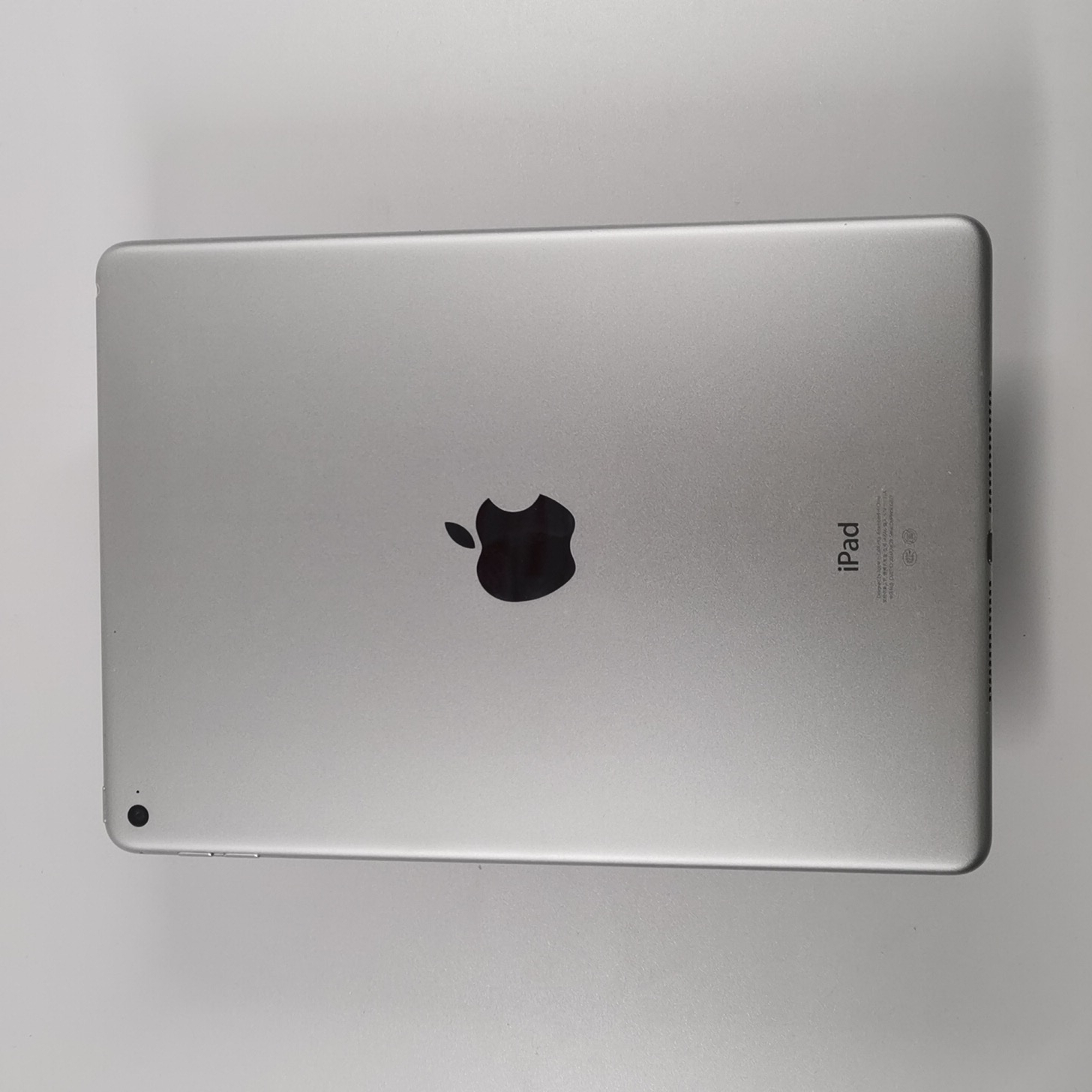 苹果【iPad Air 2】WIFI版 银色 64G 国行 95新 