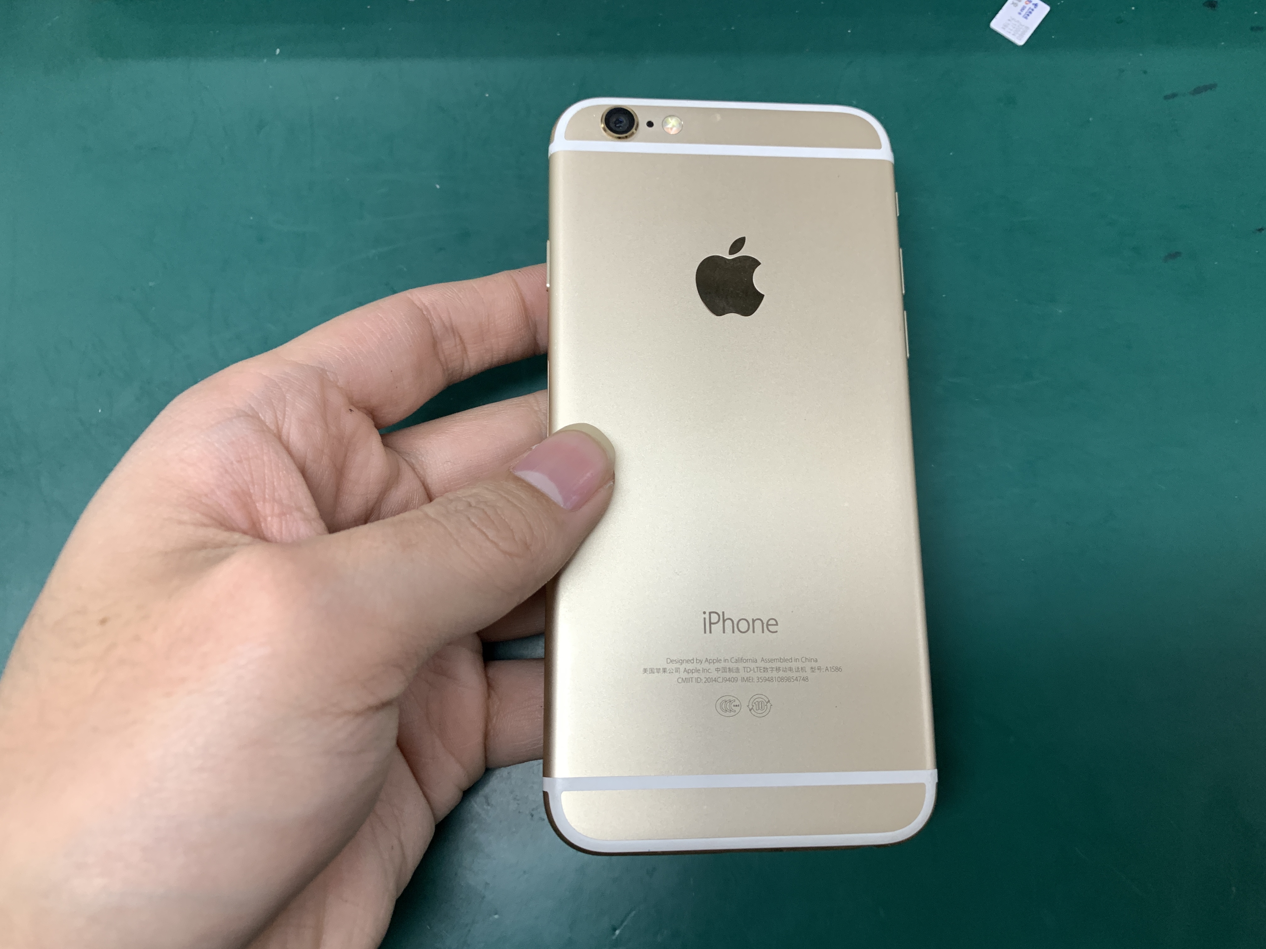 苹果【iPhone 6】4G全网通 金色 32G 国行 8成新 