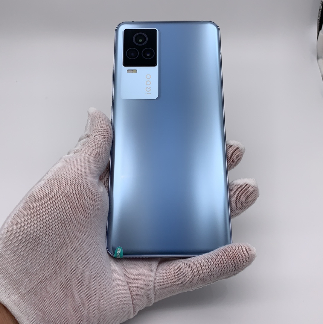 官方质检95成新 潜蓝 国行 5g全网通 8g/256g vivo iqoo 7
