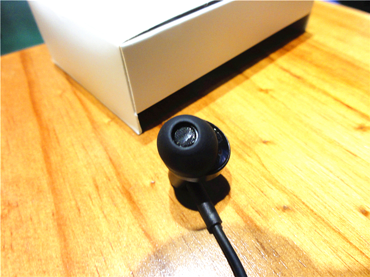 国产小米动圈耳机99元一副,买的值?