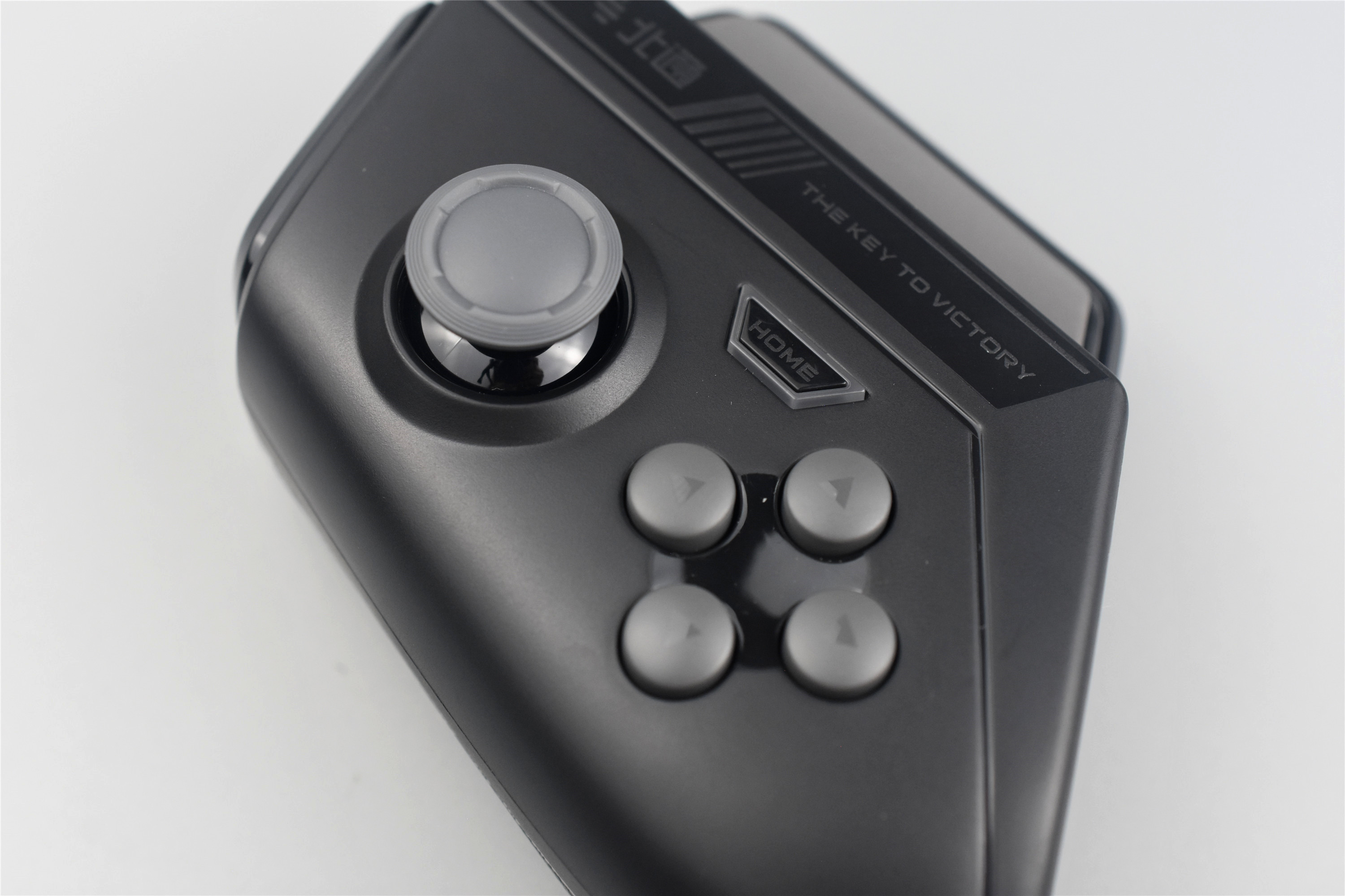 北通t1游戏手柄体验:大小通吃,手机平板平台皆可用!