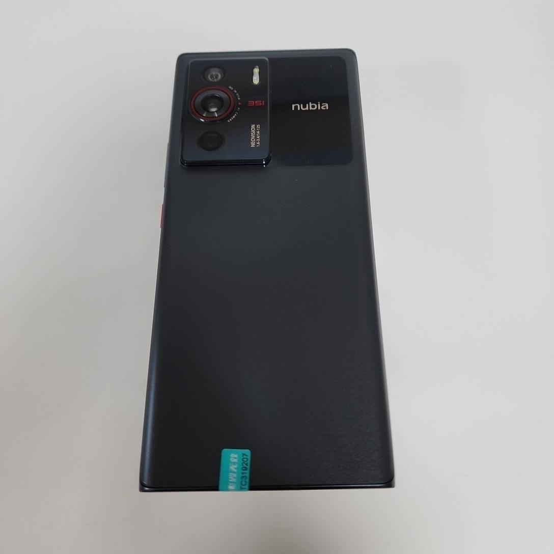 努比亚【努比亚 Z40 Pro】5G全网通 星际黑 8G/256G 国行 95新 
