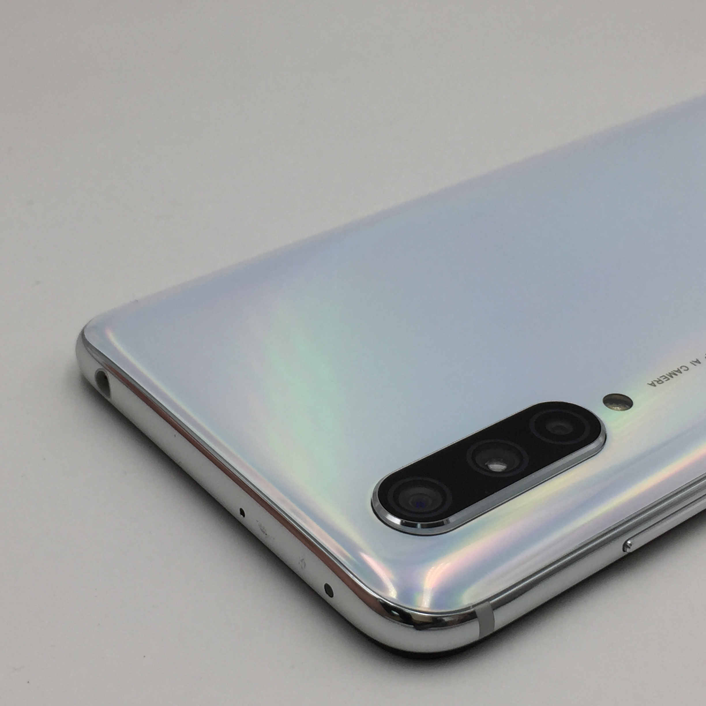 小米【cc 9】全网通 白色 6g/128g 国行 9成新 6g/128g 真机实拍