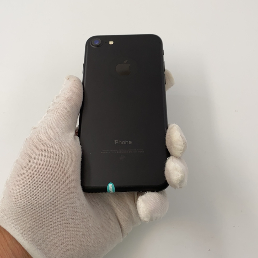 官方质检9成新 黑色 128g 国行 4g全网通 苹果 iphone 7