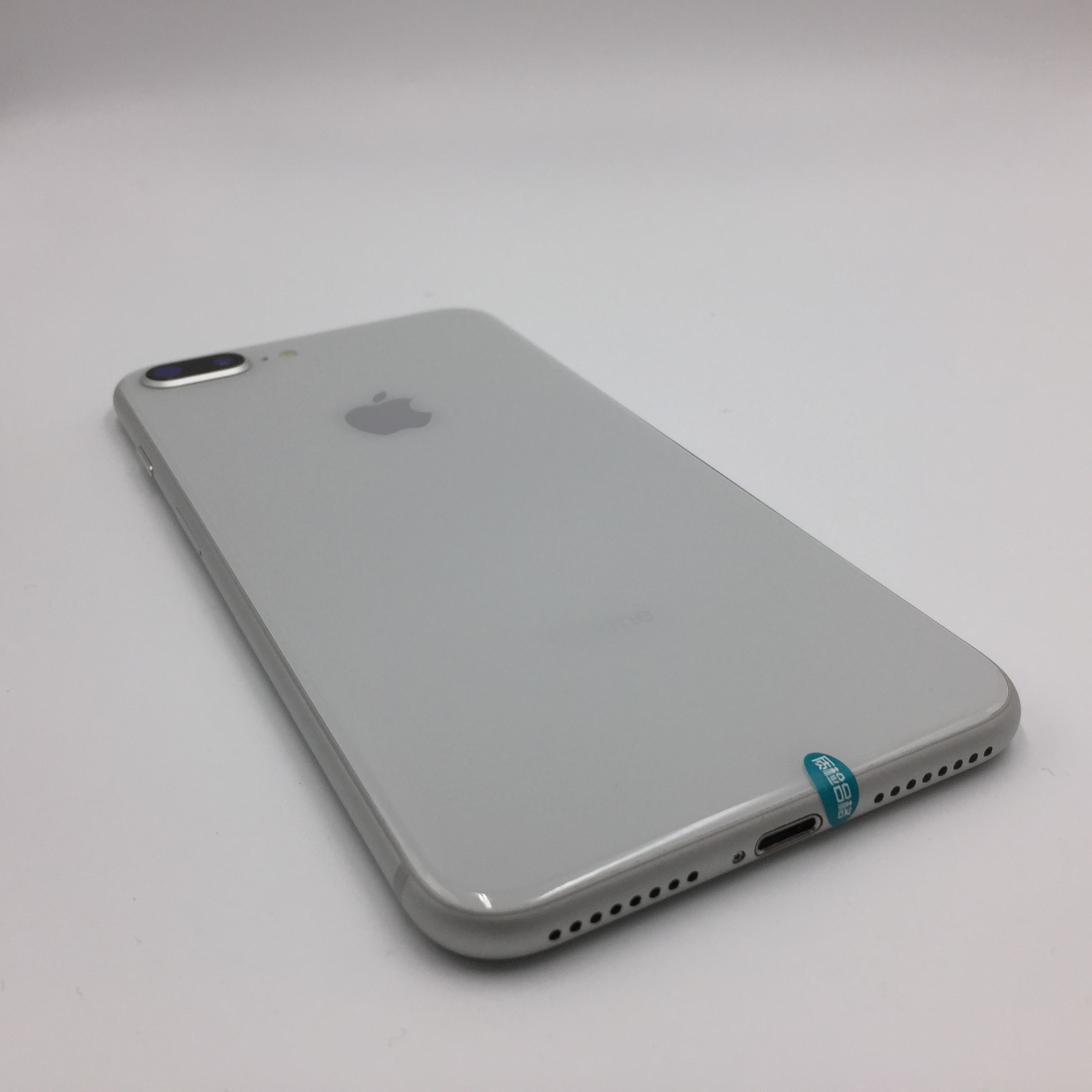 苹果【iphone 8 plus】全网通 银色 64g 国行 9成新 64g 真机实拍