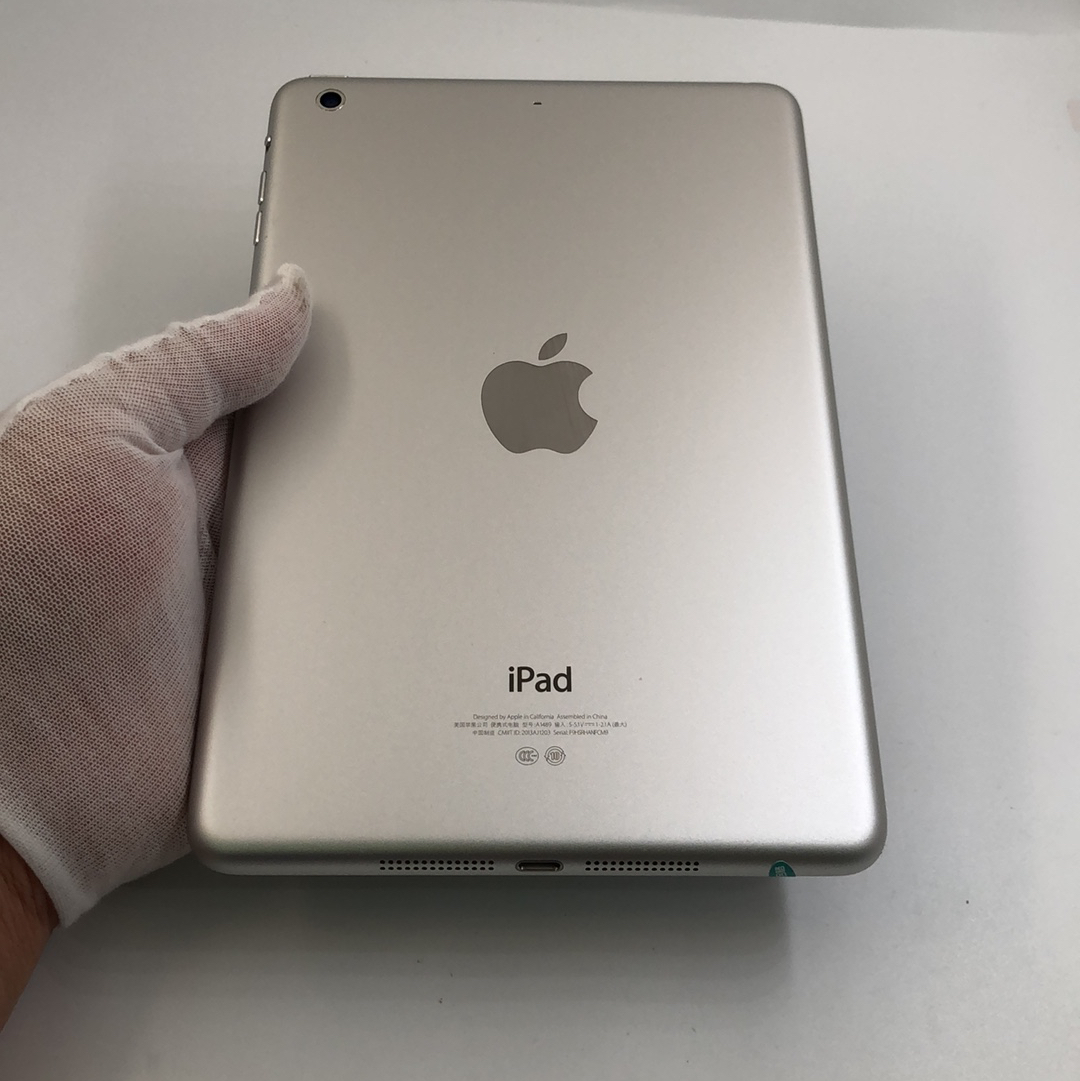 官方质检8成新及以下 32g wifi版 国行 银色 苹果 ipad mini 2
