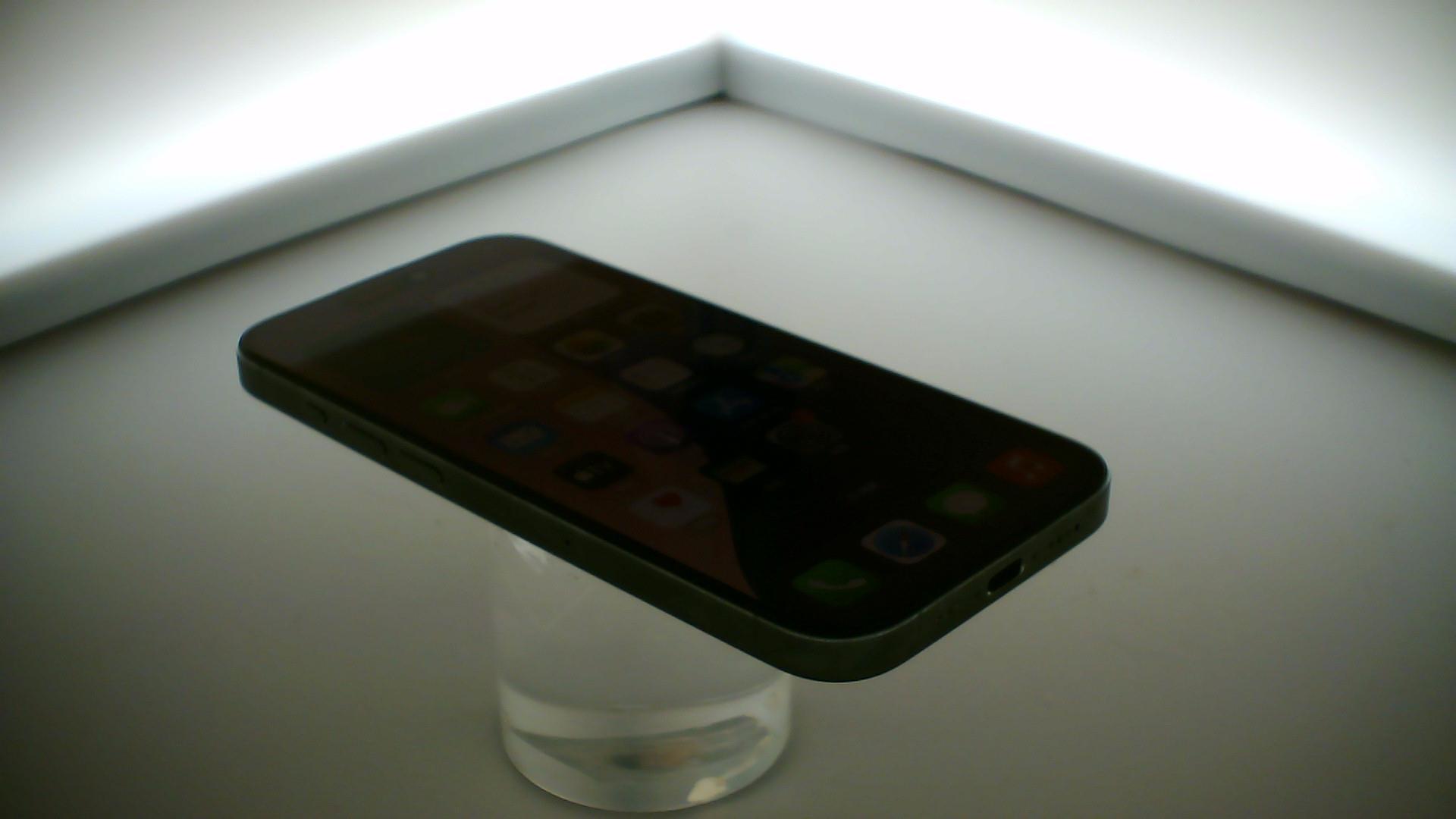 苹果【iPhone 15 Pro】5G全网通 黑色钛金属 256G 国行 8成新 