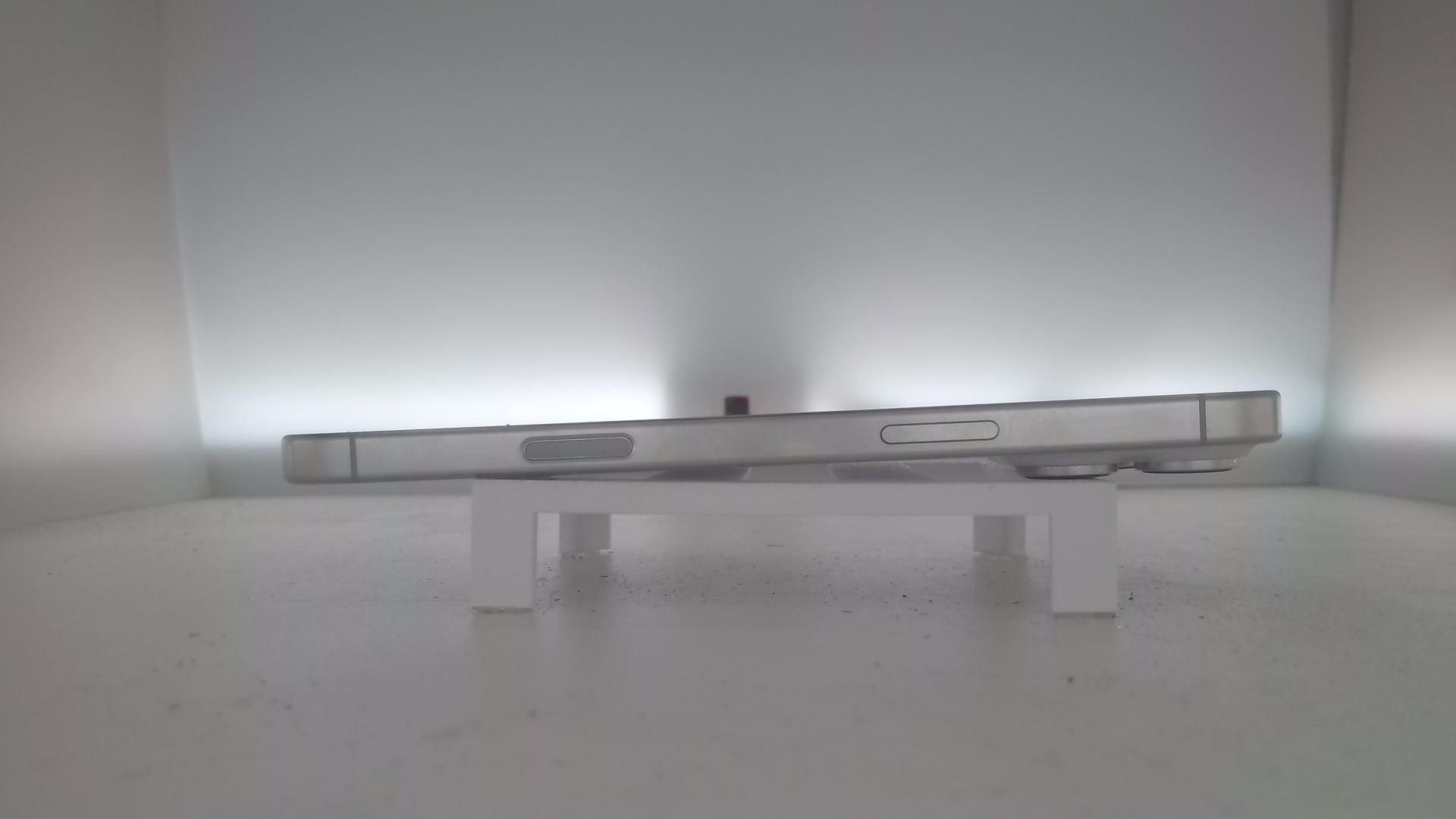 苹果【iPhone 16 pro max】95新 