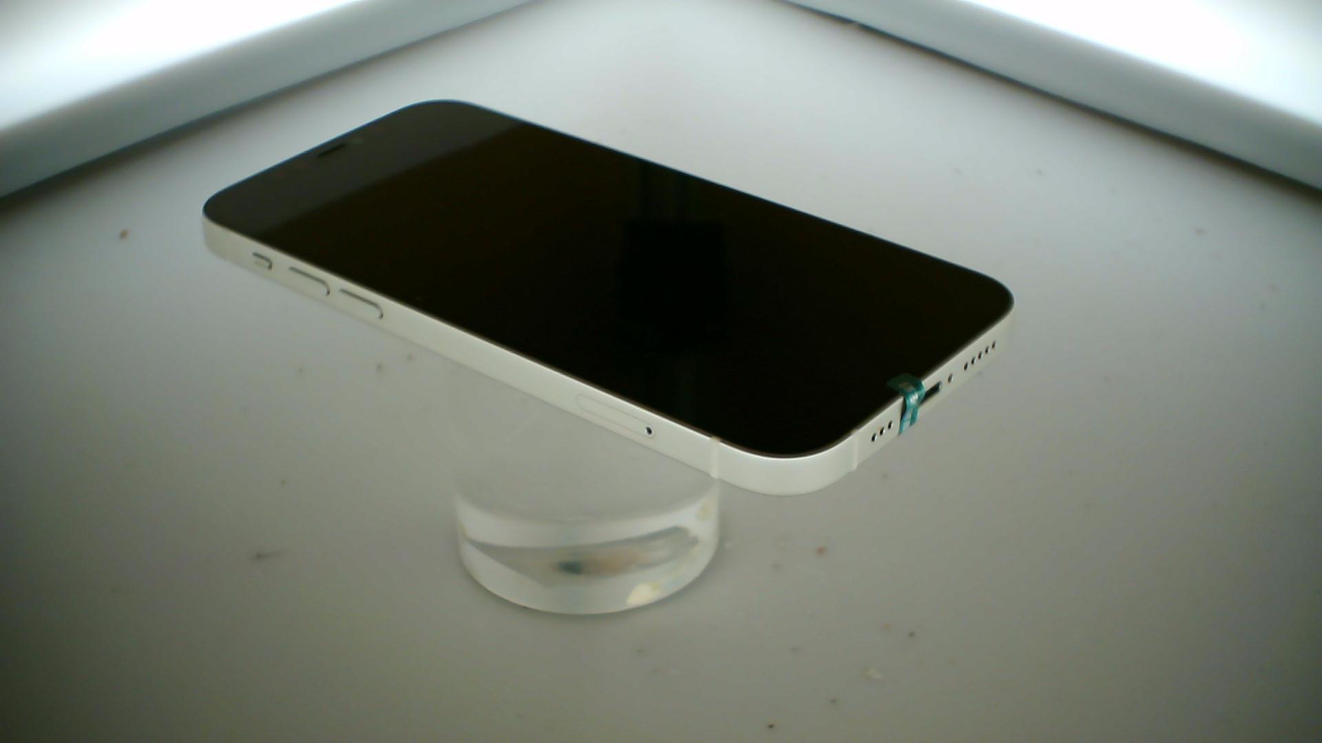 苹果【iPhone 12】5G全网通 白色 128G 国行 9成新 
