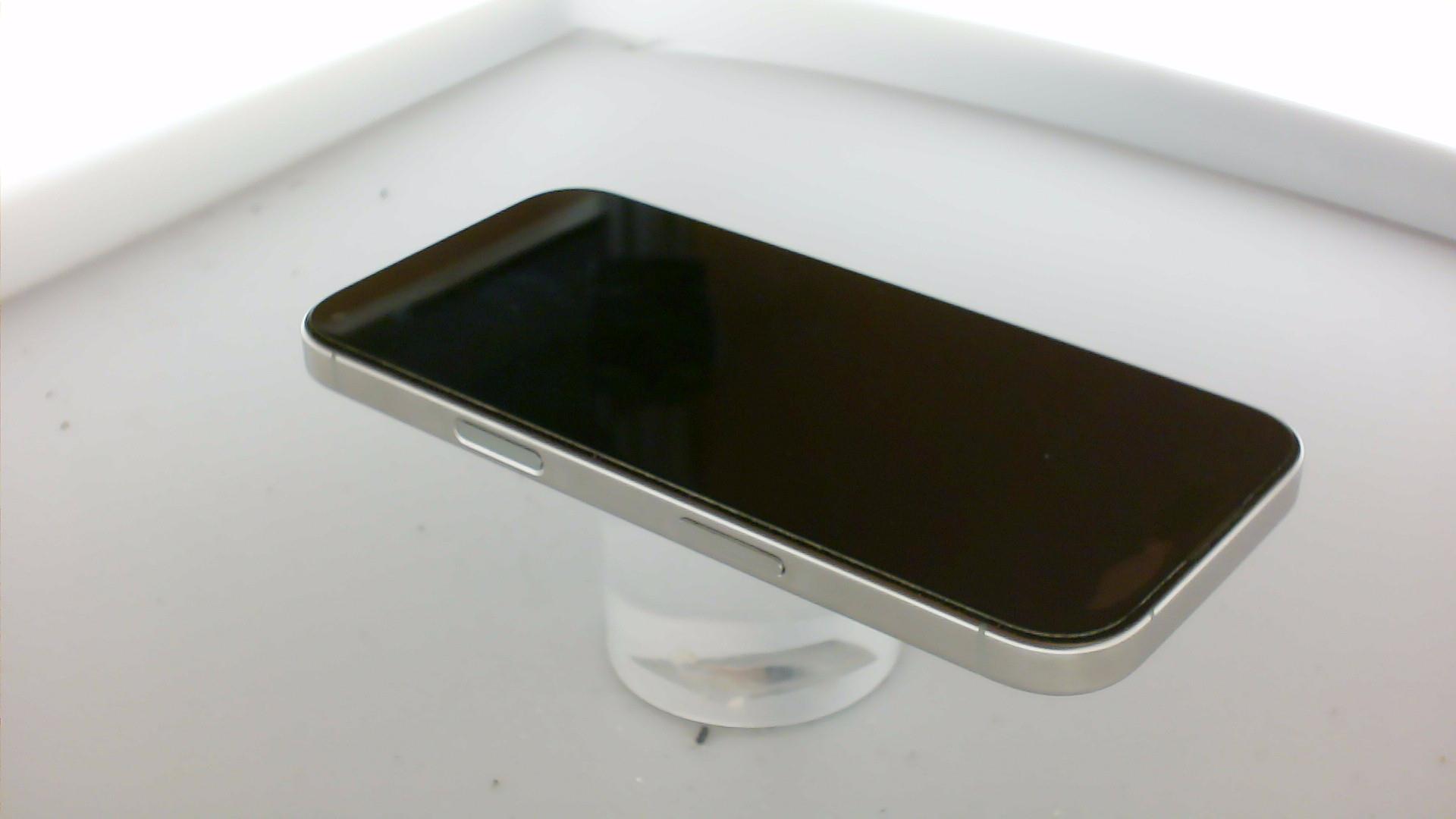 苹果【iPhone 16 pro】99新 