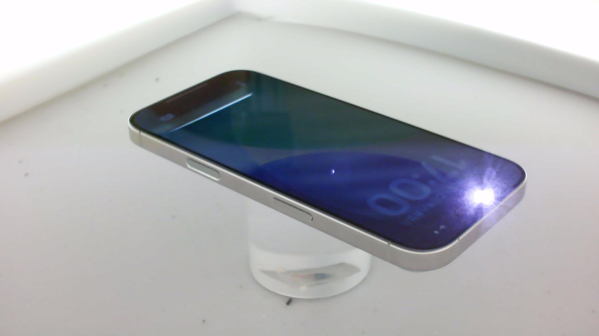 苹果【iPhone 16 pro】99新 