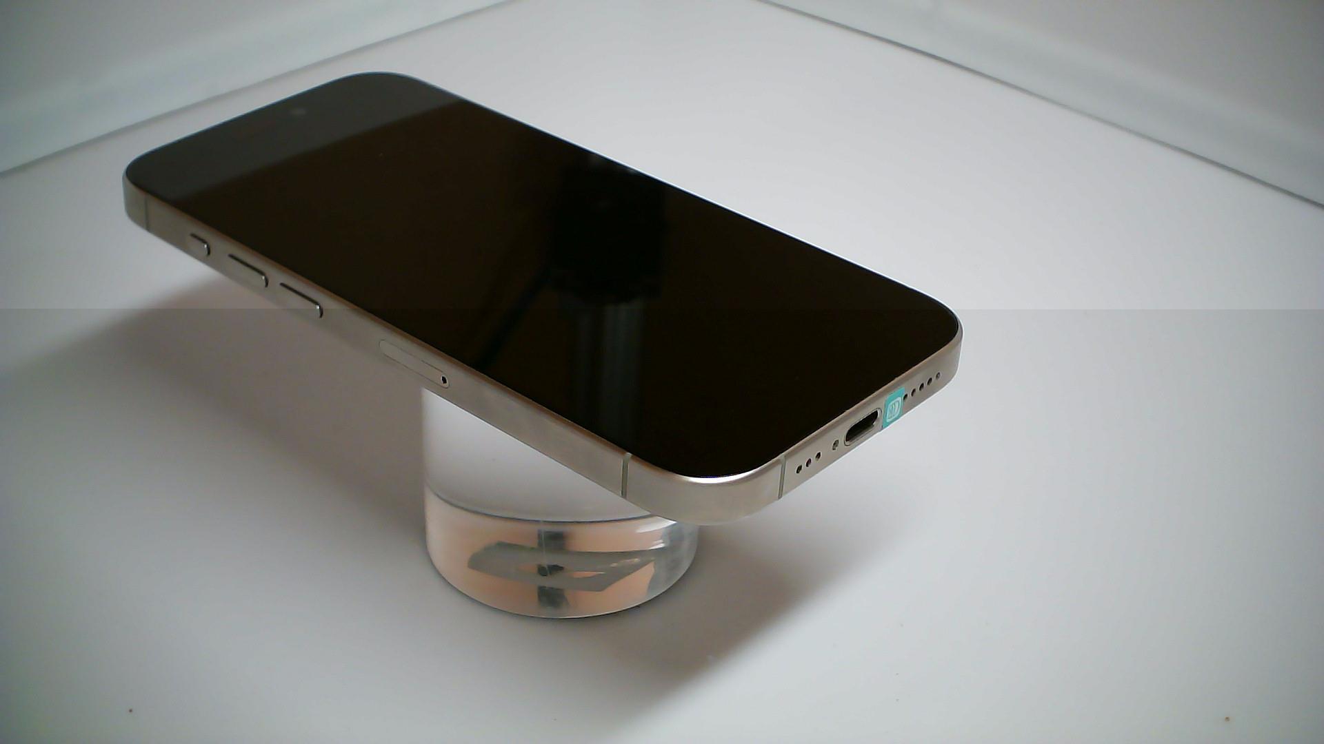 苹果【iPhone 15 Pro】5G全网通 原色钛金属 256G 国行 95新 