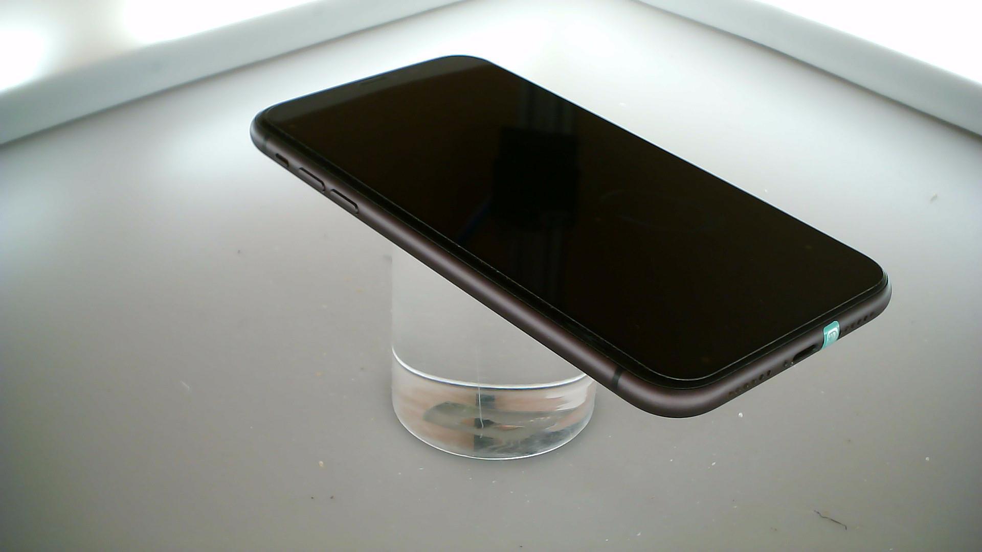 苹果【iPhone 11】黑色 128G 国行 9成新 