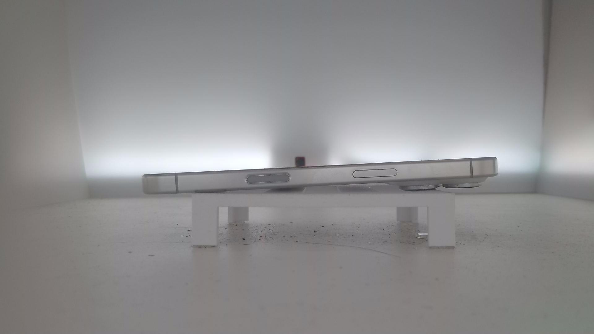 苹果【iPhone 16 pro】95新 