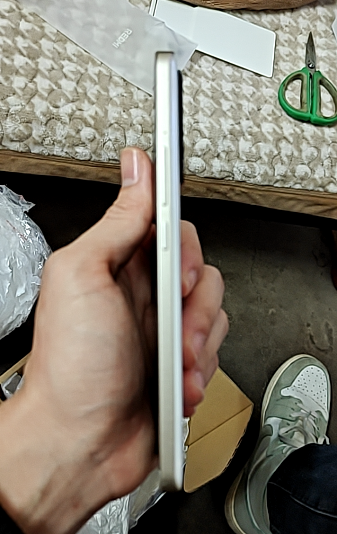 小米【Redmi K60 Ultra】5G全网通 晴雪 16G/256G 国行 9成新 