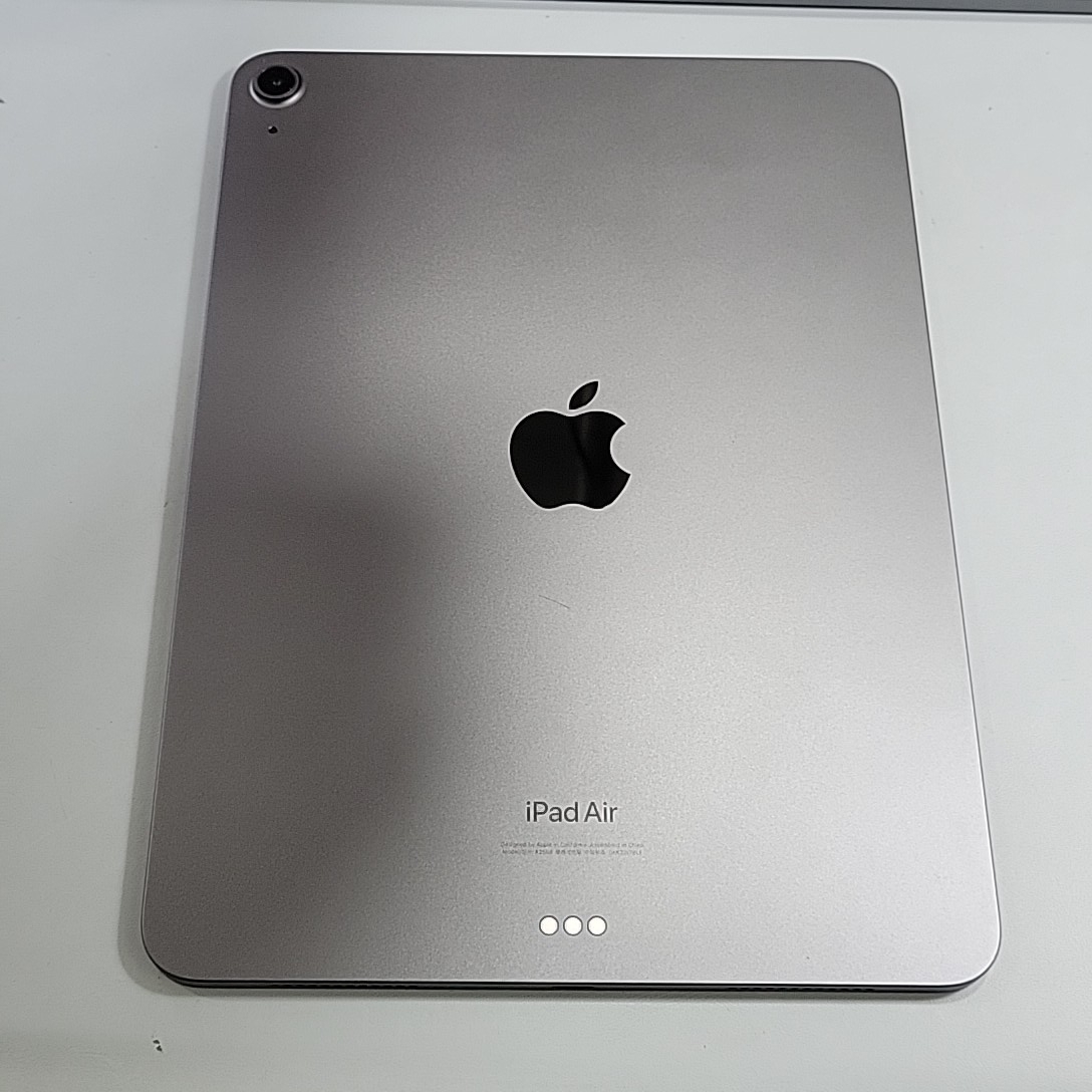 苹果【iPad Air5】95新 