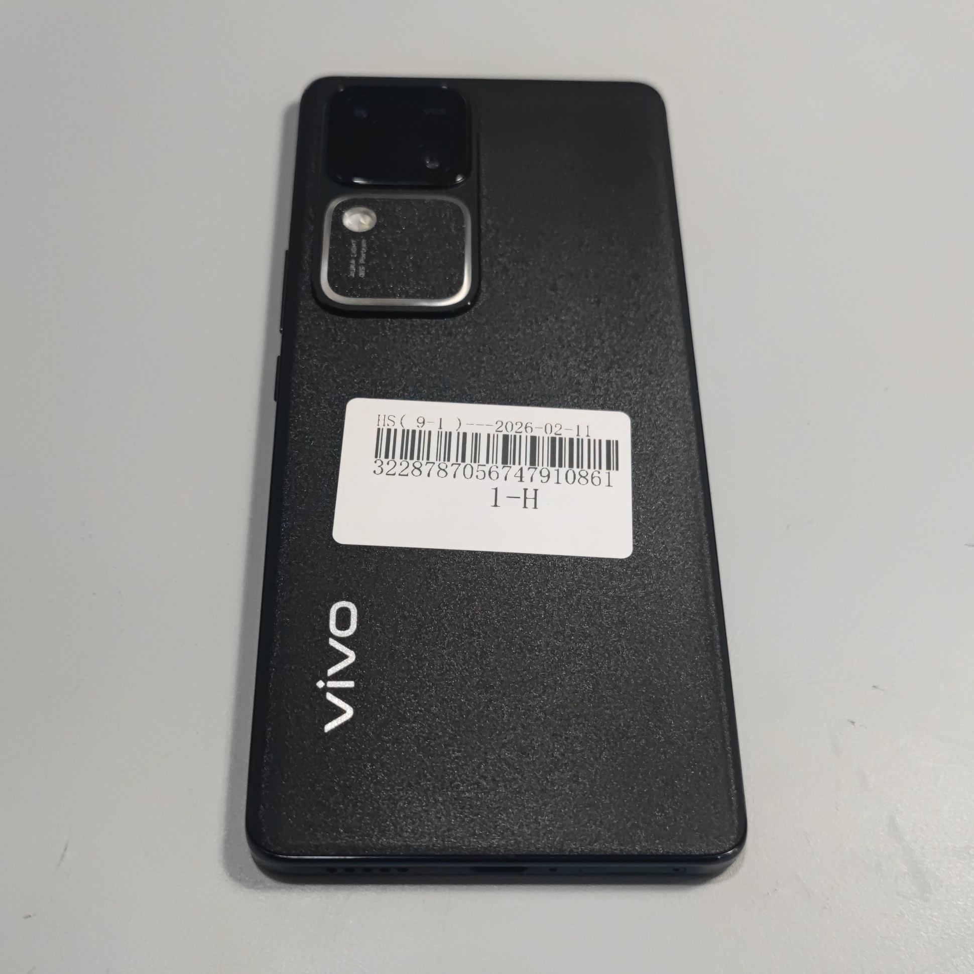 vivo【vivo S18】8成新 