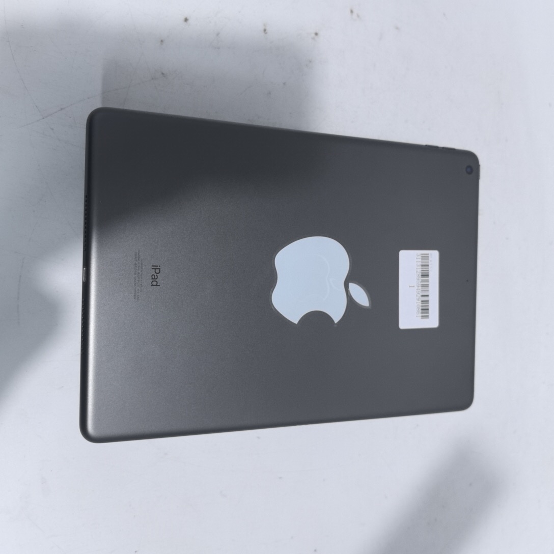 苹果【iPad9 10.2英寸 21款】95新 