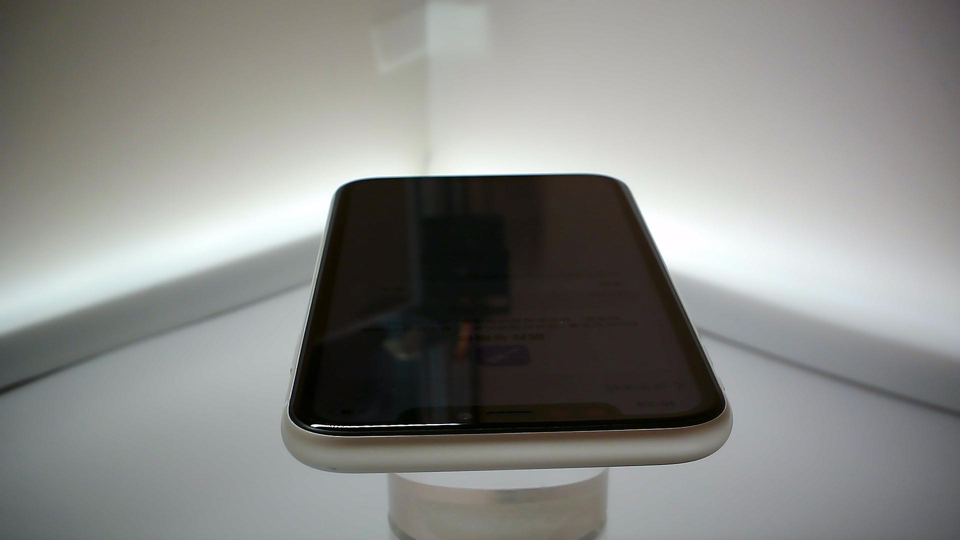 苹果【iPhone 11】白色 128G 国行 9成新 
