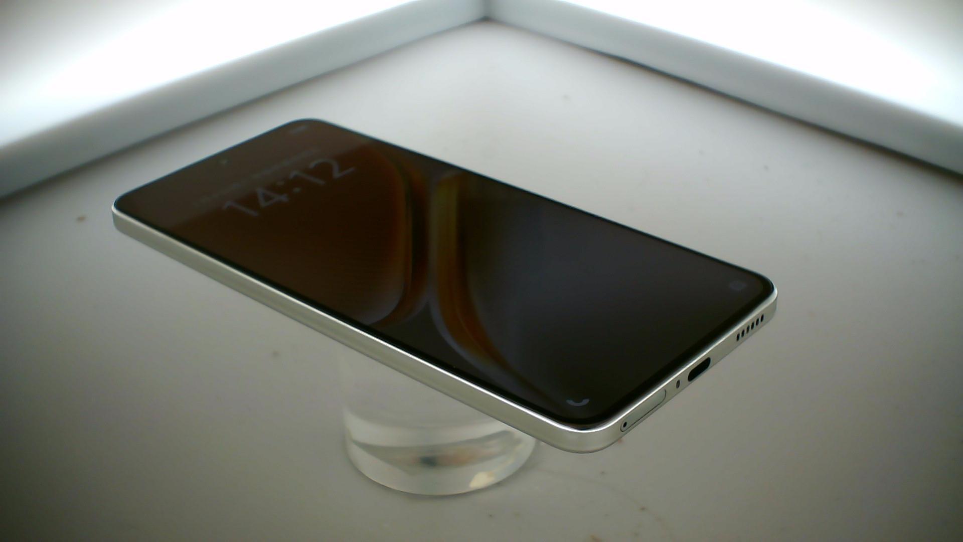 vivo【iQOO Neo10】5G全网通 驰光白 12G/256G 国行 9成新 